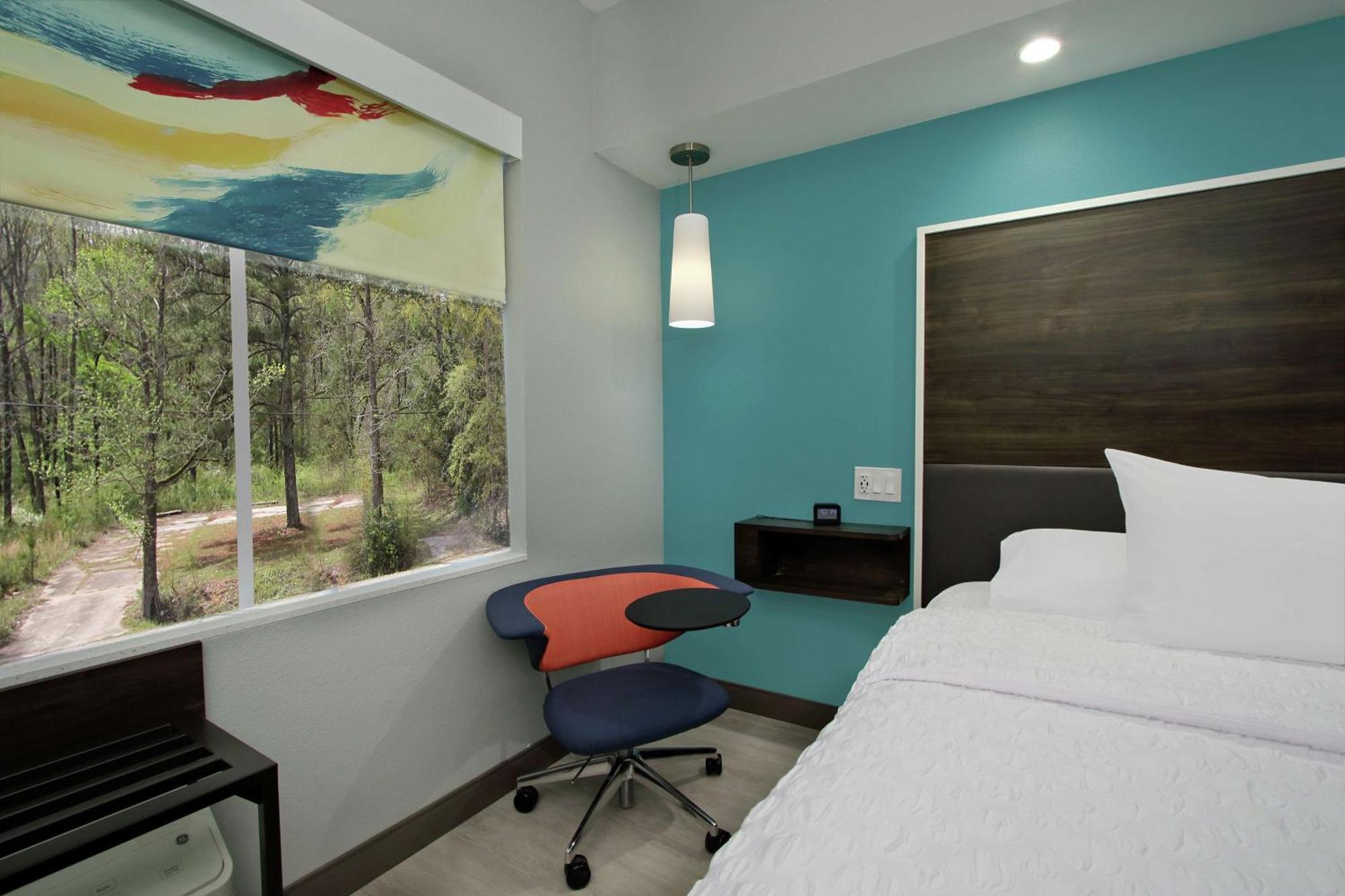Tru By Hilton Meridian Ngoại thất bức ảnh