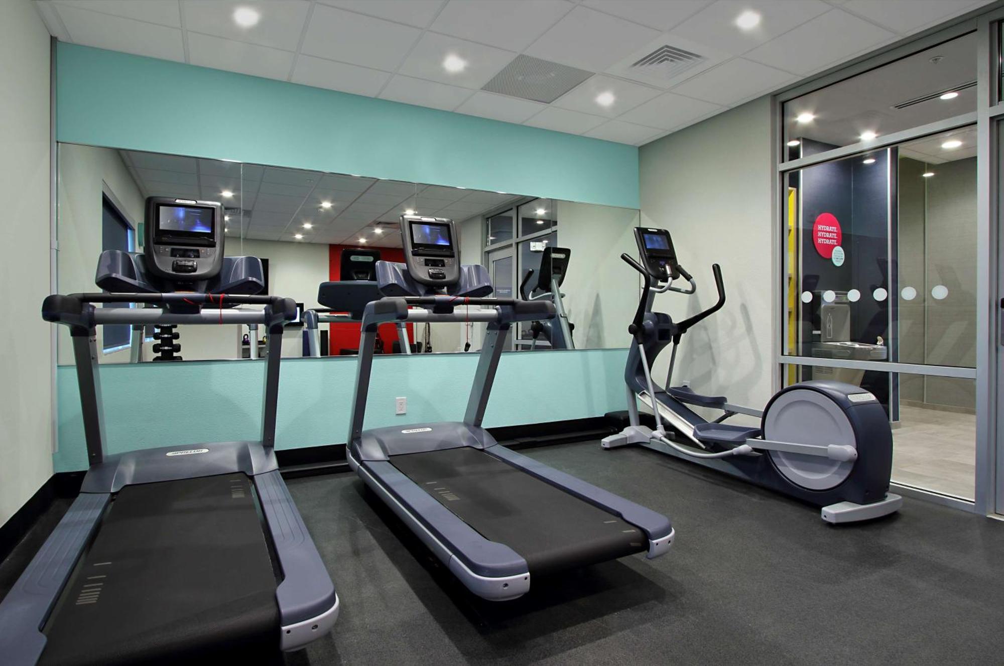 Tru By Hilton Meridian Ngoại thất bức ảnh