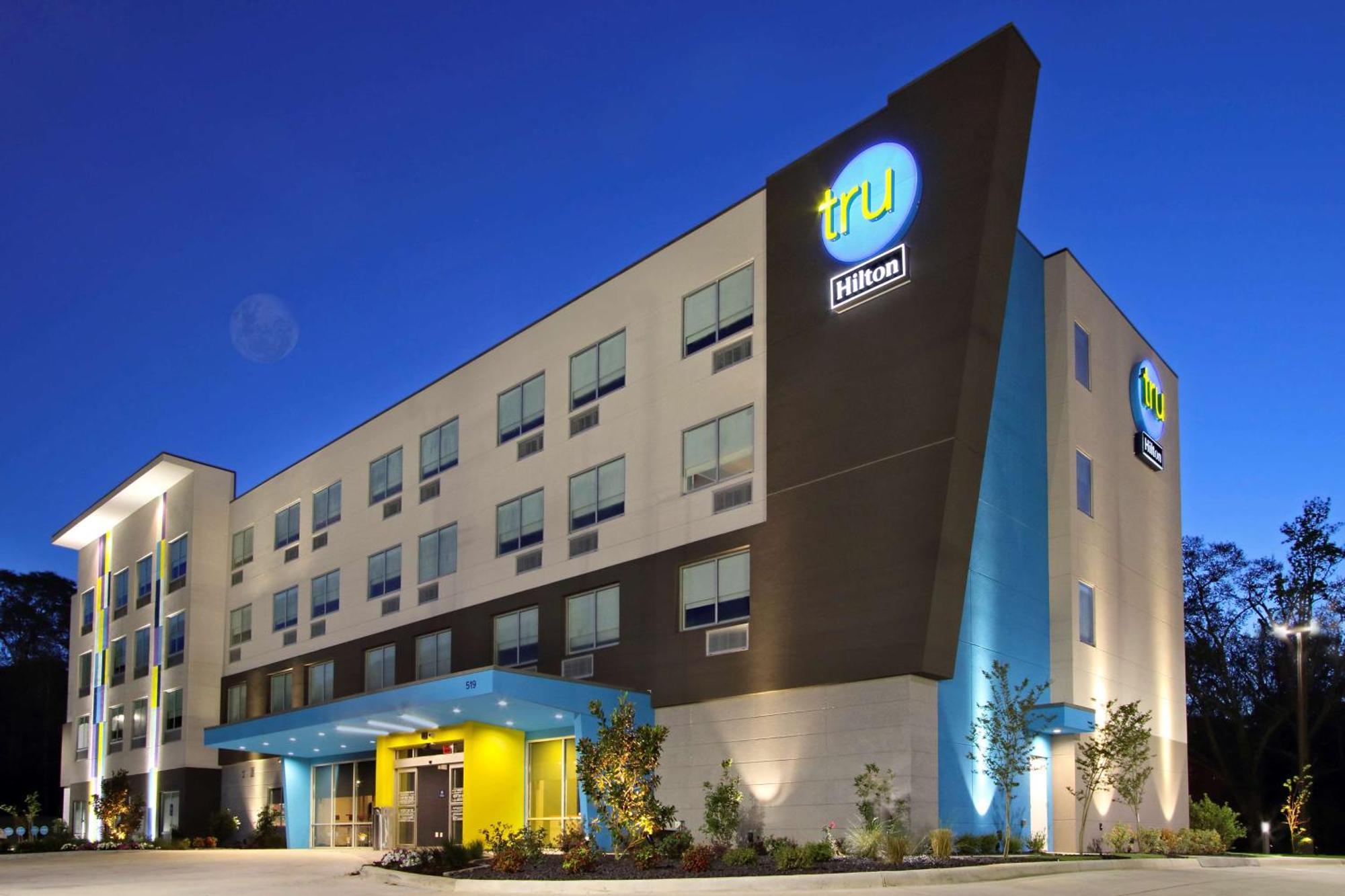 Tru By Hilton Meridian Ngoại thất bức ảnh